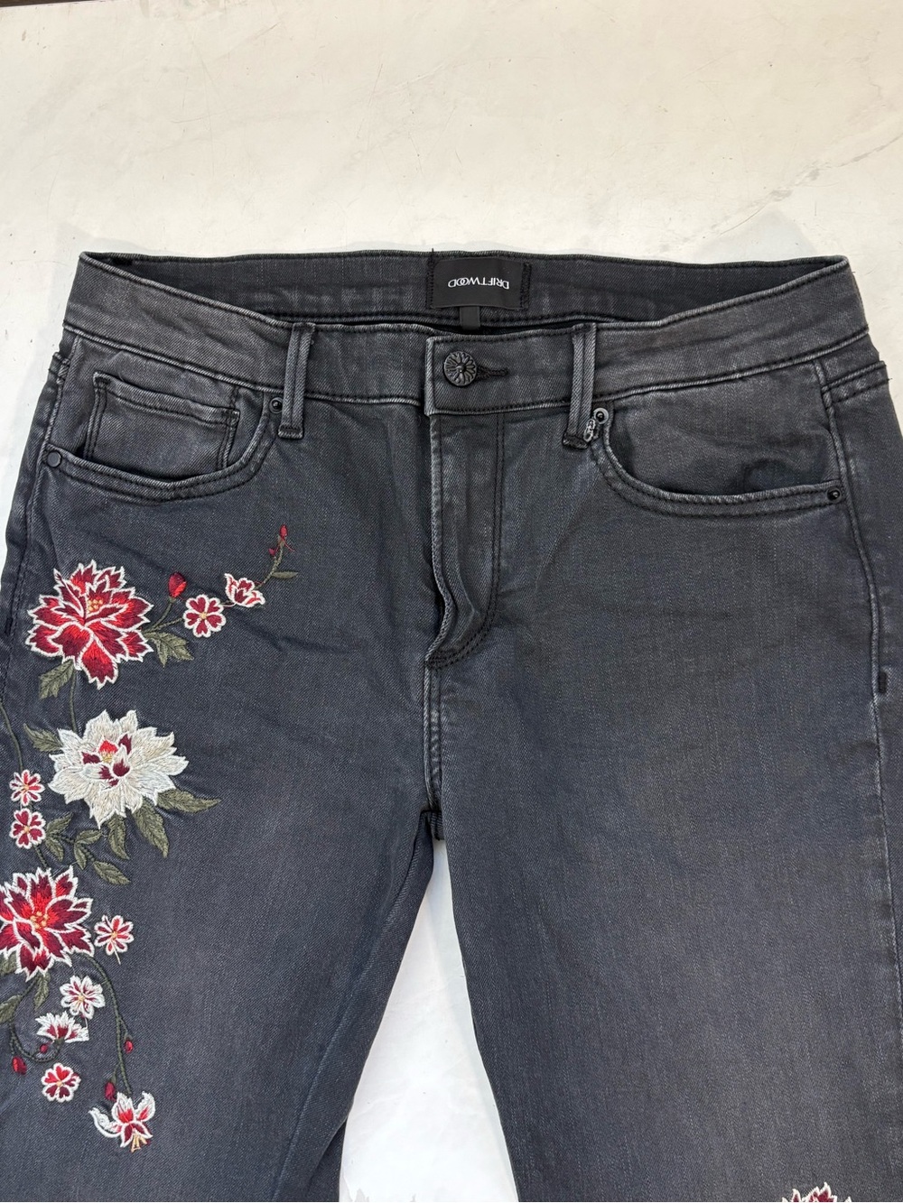 Driftwood Size 27 Jackie Black Embroidered Floral Skinny Jeans Western Boho - Picture 3 of 8